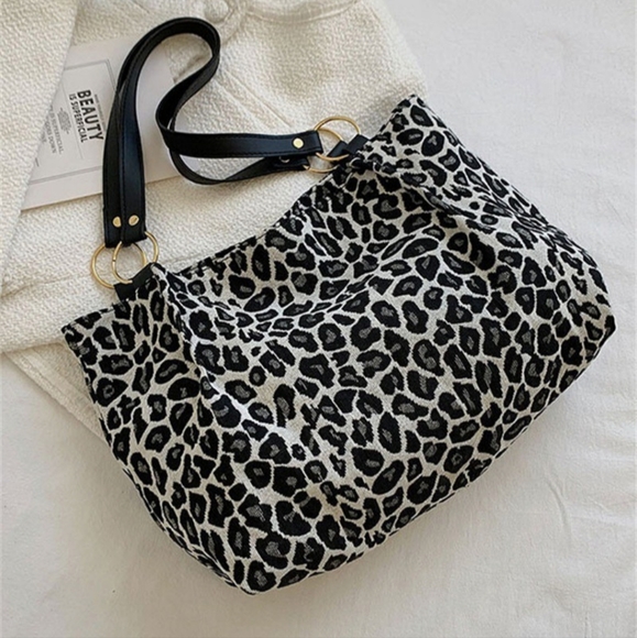 Leopard Print Tote - Picture 2 of 7